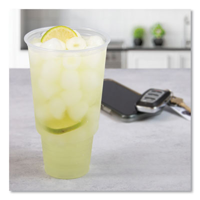 Dart 32AC clear plastic cup filled with Lemonade