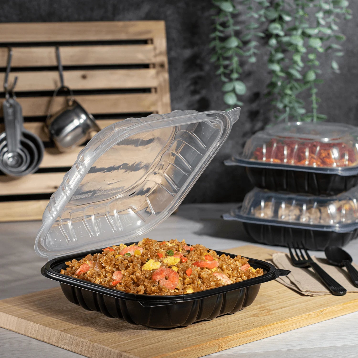 KARAT 9x9x3 Black Base Clear Top PP Containers 150/Case
